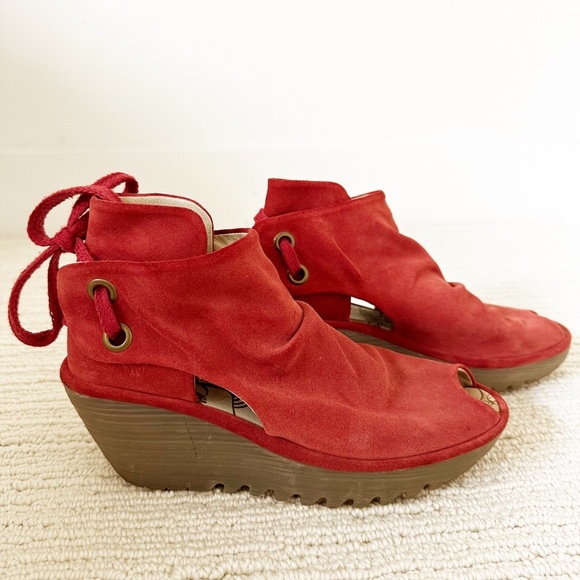 FLY LONDON Yull Women’s 38 (US 7.5-8) Red Wedge Lace-up Sandals Bootie Peep-Toe - Picture 1 of 10